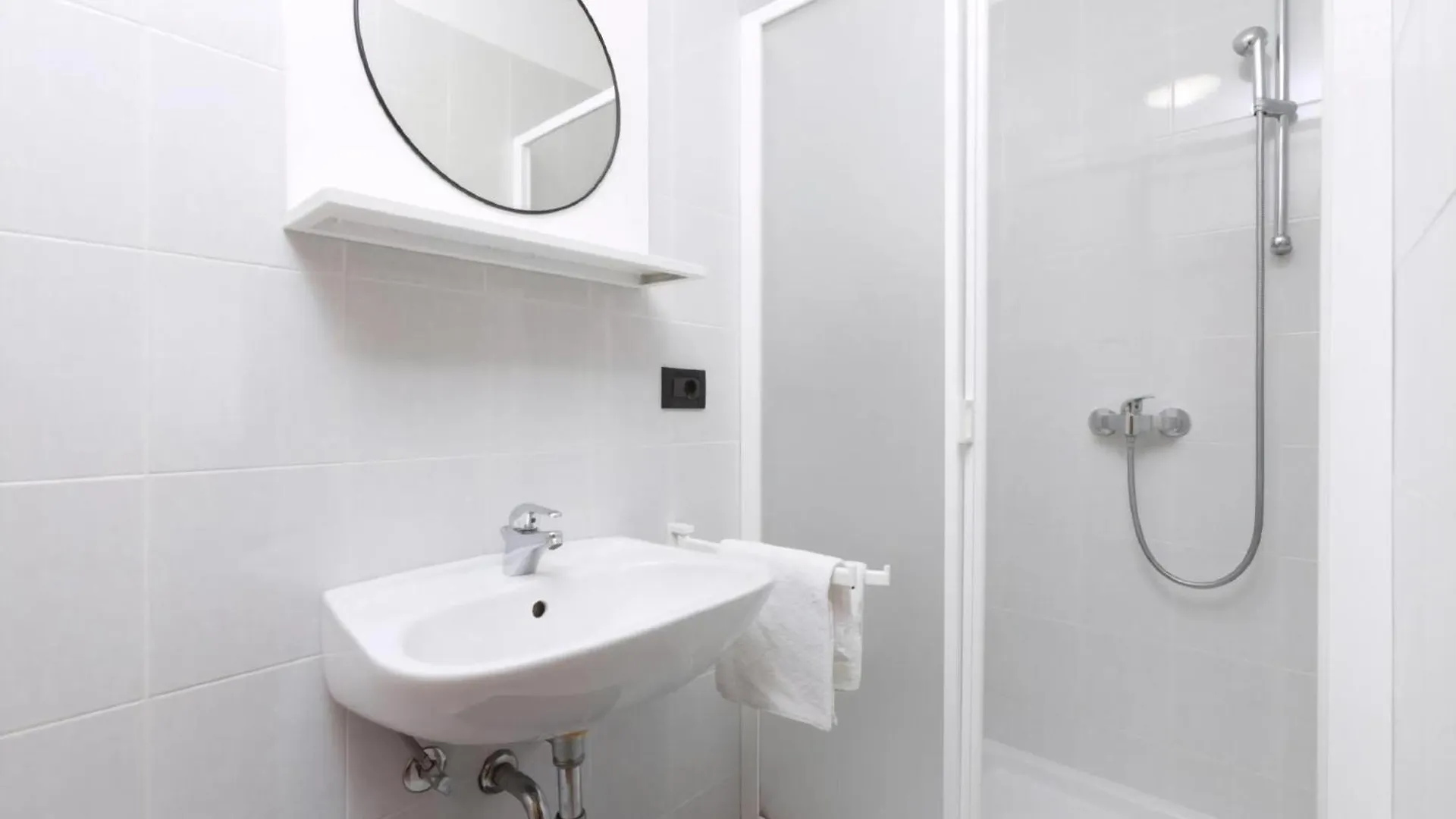 Haus Sanchi, Bestehend Aus 2 Separaten Apartments Labin  Prázdninový dům