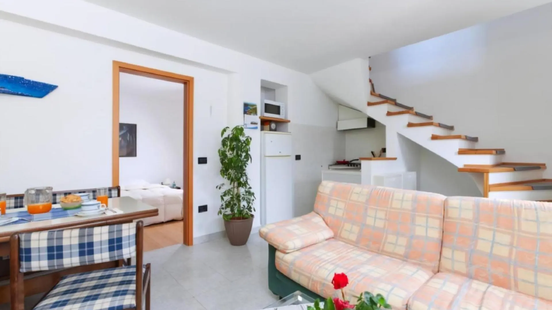 Haus Sanchi, Bestehend Aus 2 Separaten Apartments Labin